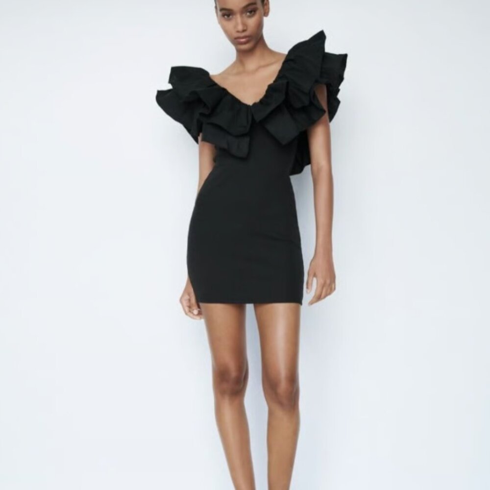 NWT ZARA SHORT FITTED RUFFLED MINI DRESS 1660/804 BLACK COCKTAILPARTY CLUBWEAR M